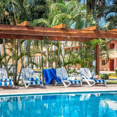 Tecnohotel Itzaes Merida Bagian luar foto