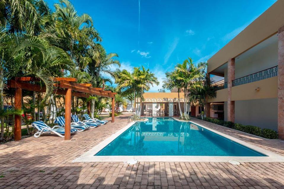 Tecnohotel Itzaes Merida Bagian luar foto